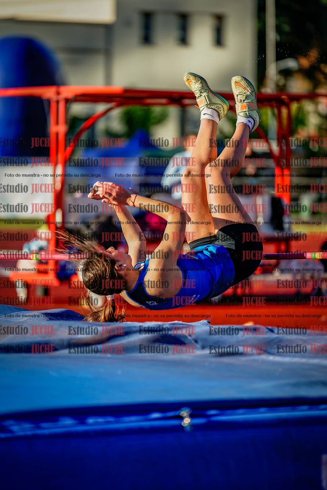 Fotos del salto en alto de mujeres