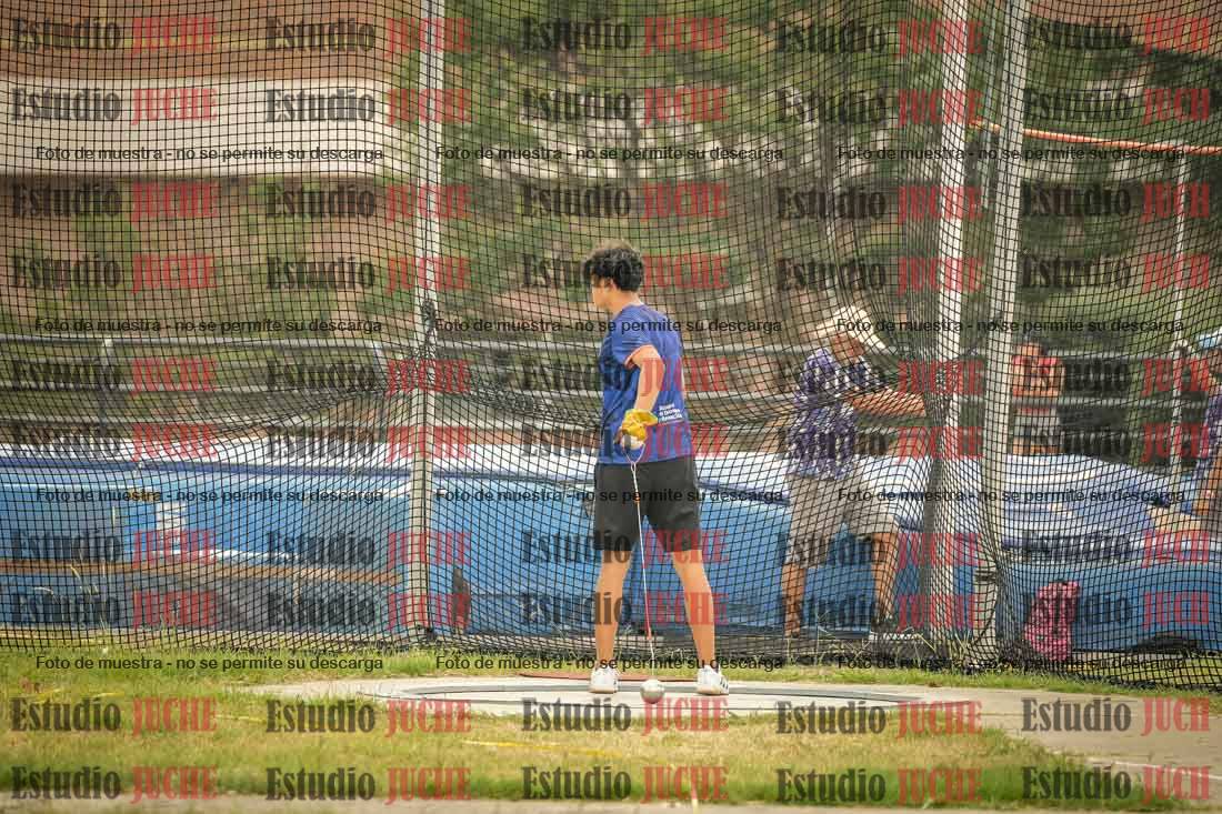 Fotos del lanzamiento de martillo de varones