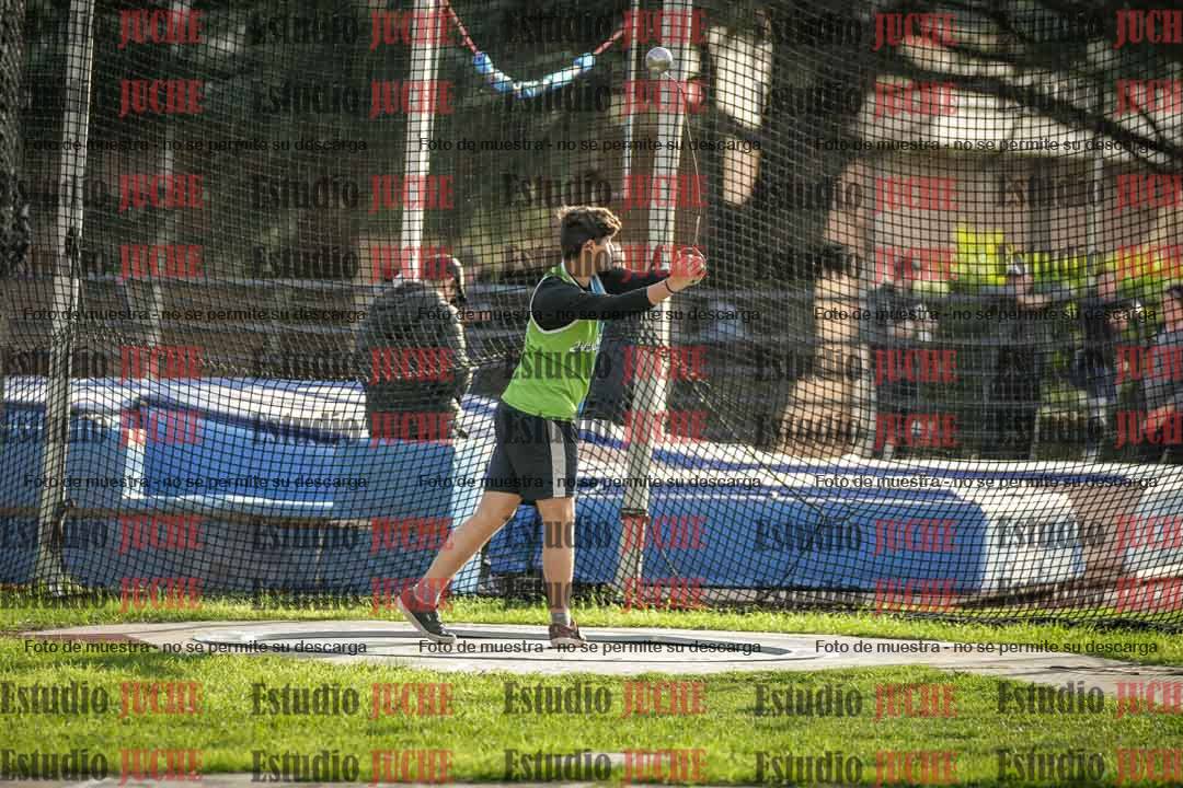Fotos del lanzamiento de martillo de varones