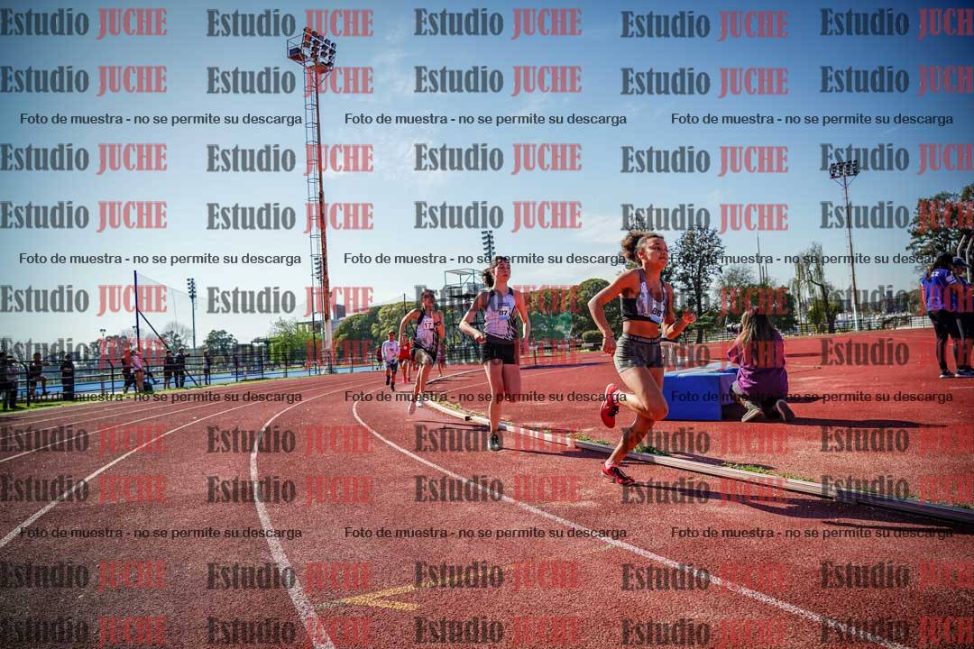 Fotos de los 600 m llanos de mujeres - U16
