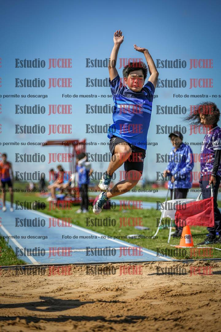 Fotos del salto en largo de varones - U14