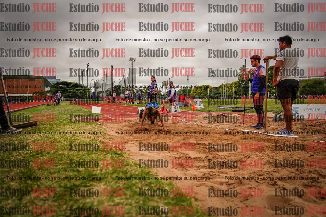 Fotos del salto en largo de varones - U14