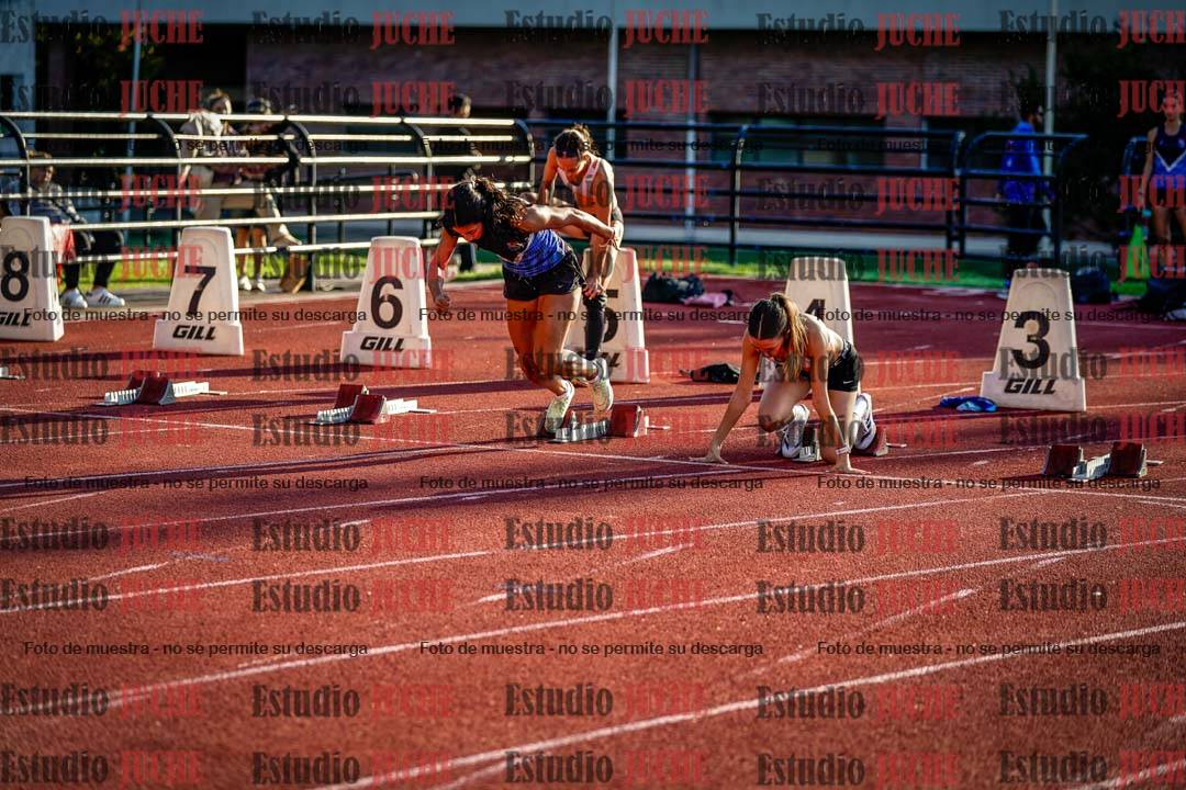 Fotos de los 100 m con vallas de mujeres