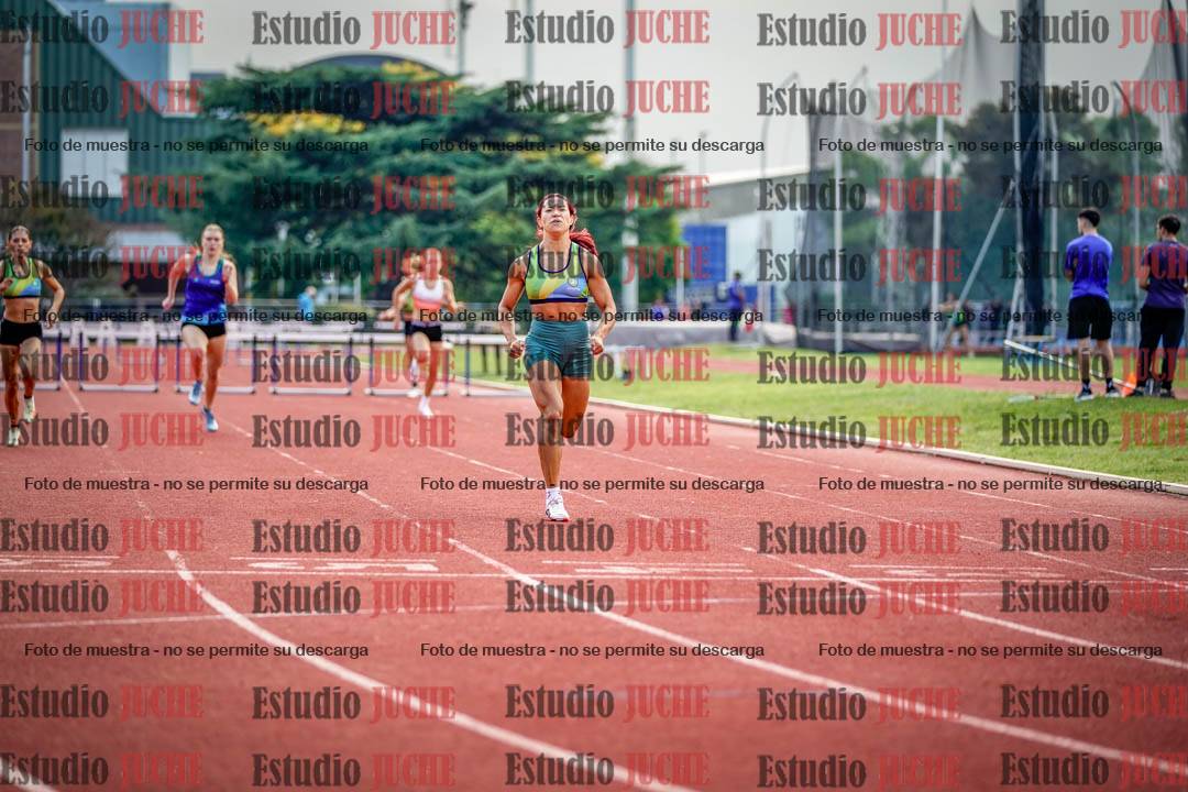 Fotos de los 400 m con vallas de mujeres