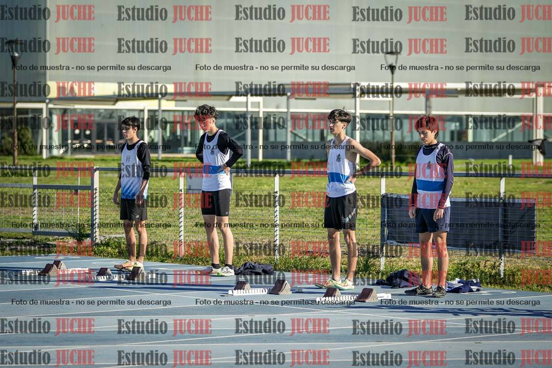 Fotos de los 110 m con vallas de varones - U17 (incluye heptatlón)
