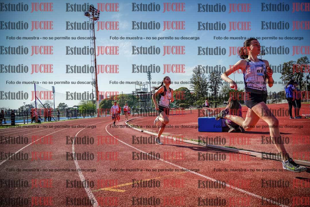 Fotos de los 600 m llanos de mujeres - U16