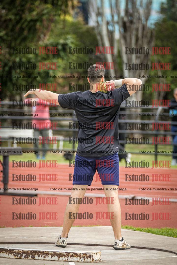 Fotos del lanzamiento de bala de varones