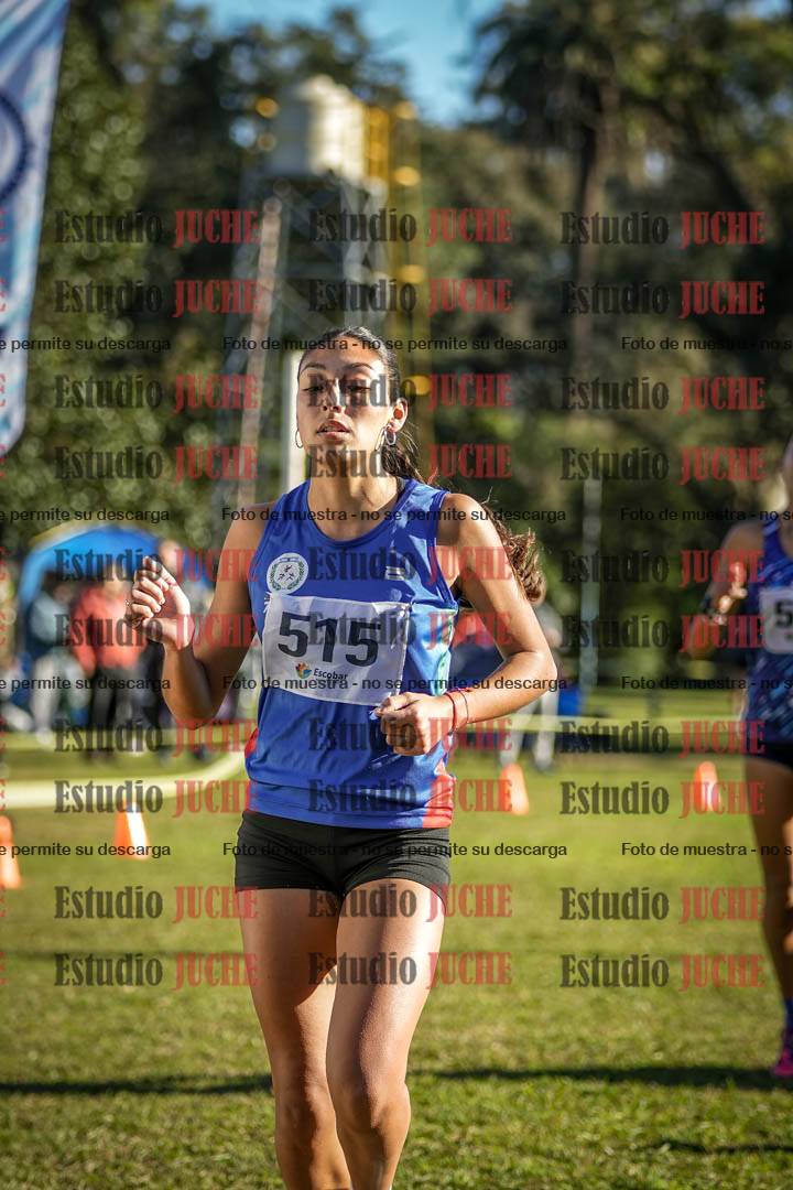 Fotos de la llegada del cross de 4000 m - mujeres