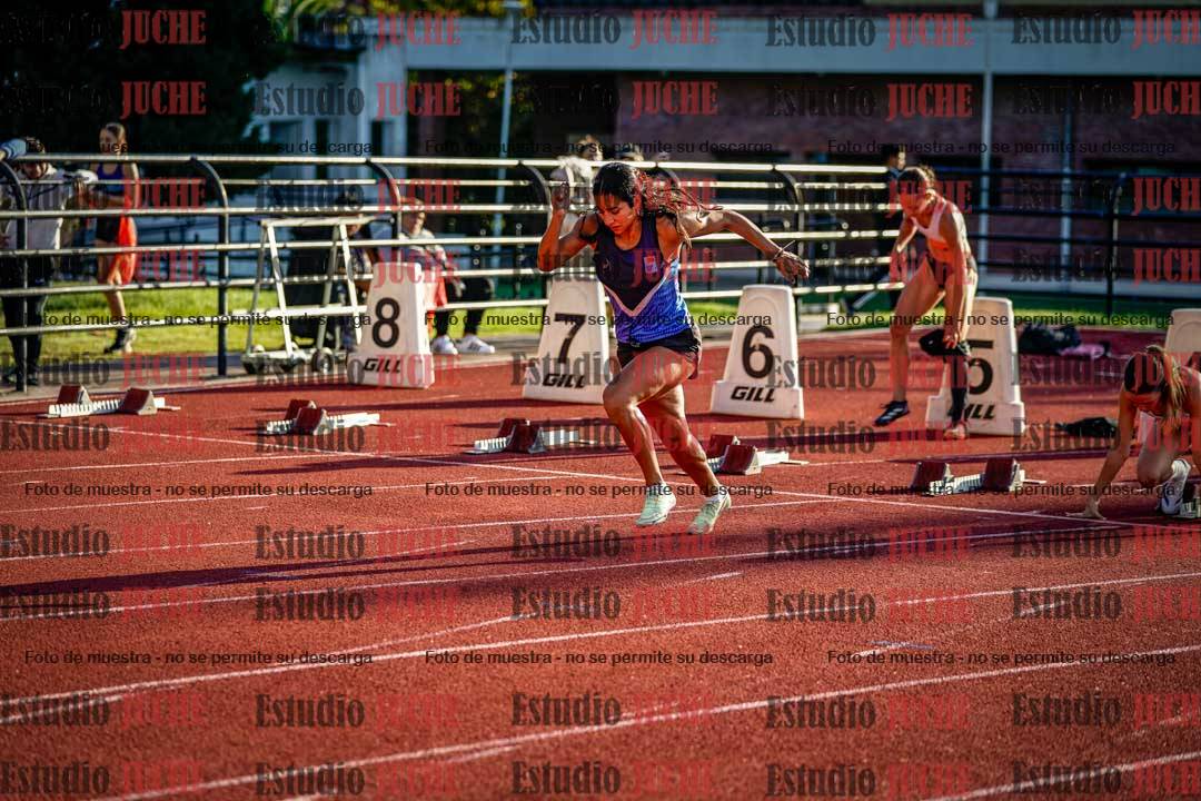 Fotos de los 100 m con vallas de mujeres