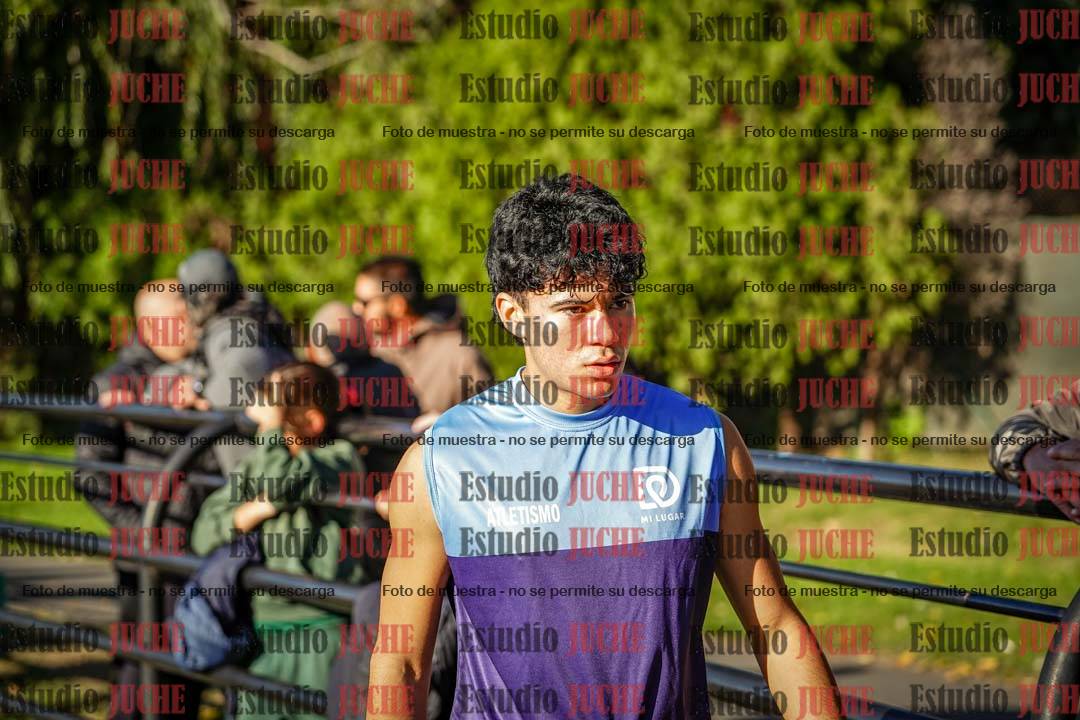 Fotos de los 400 m con vallas de varones