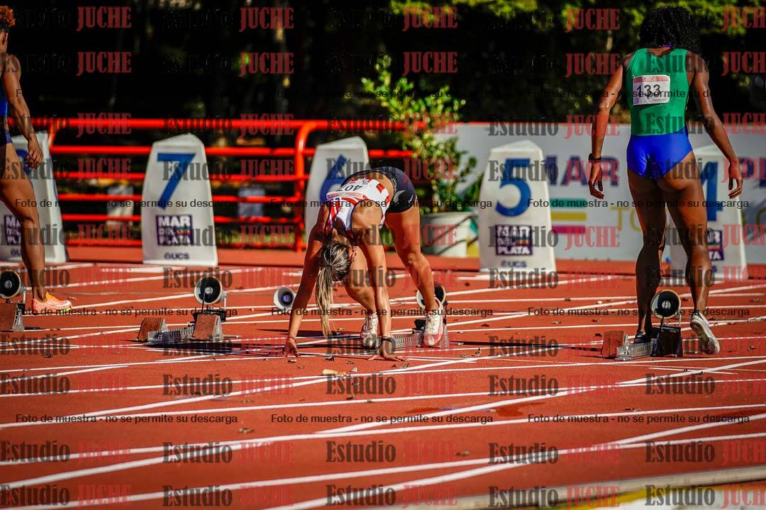 Fotos de los 100 m con vallas de mujeres - hepta 1