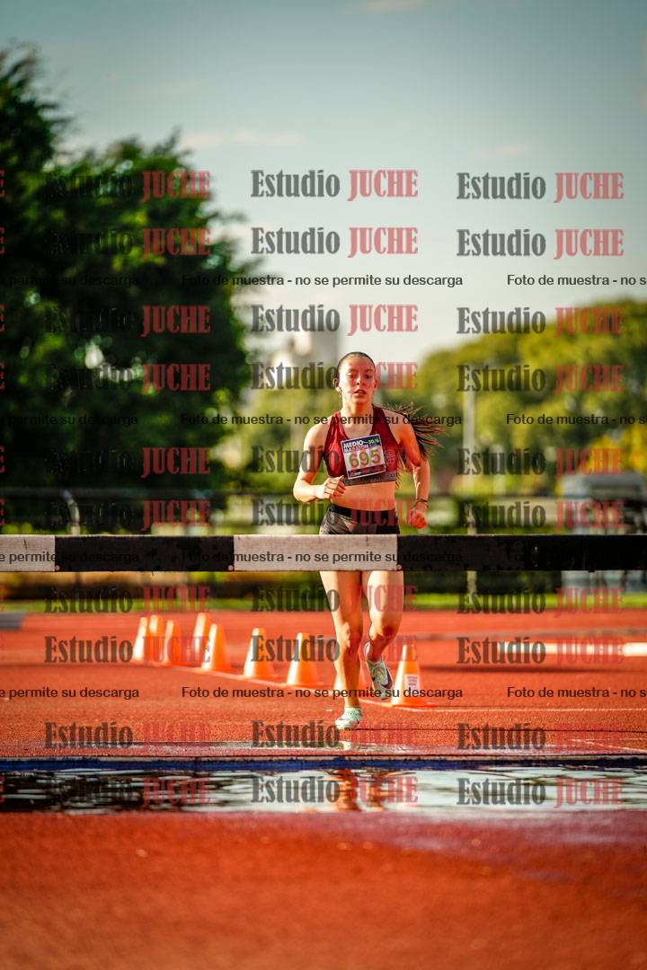 Fotos de los 2000 m con obstáculos de mujeres