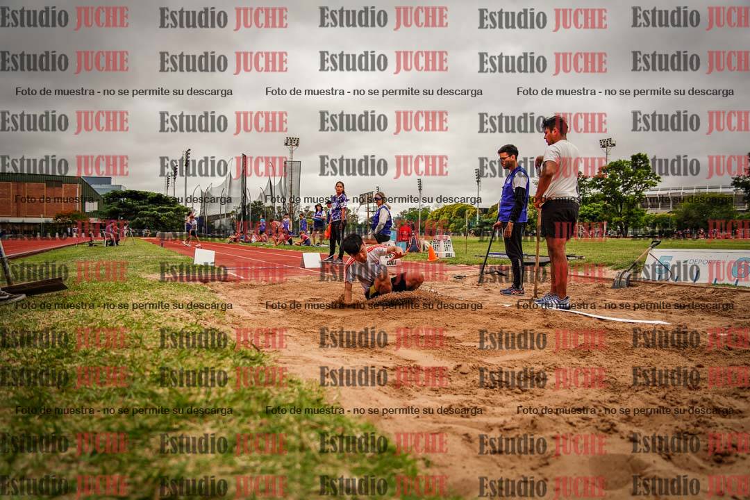 Fotos del salto en largo de varones - U14