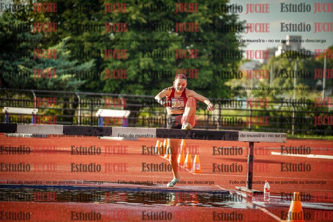 Fotos de los 2000 m con obstáculos de mujeres