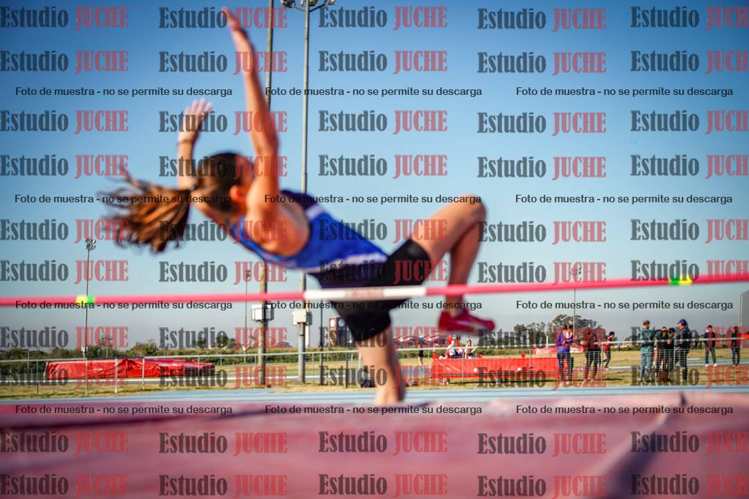 Fotos del salto en alto de mujeres - combinadas 2