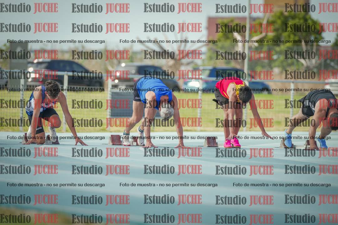 Fotos de los 100 m llanos de varones