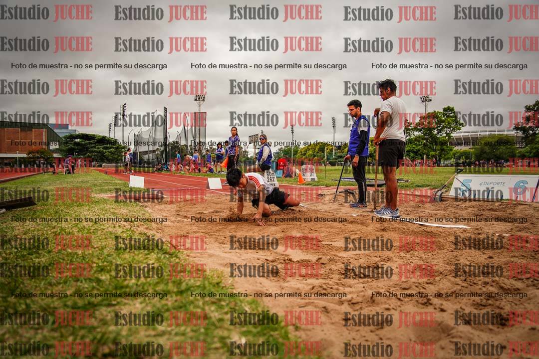 Fotos del salto en largo de varones - U14