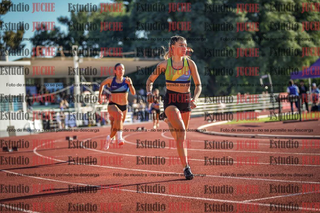 Fotos de los 400 m con vallas de mujeres