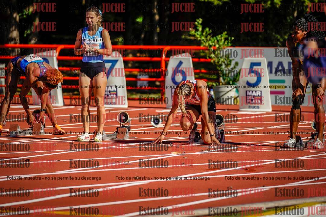 Fotos de los 100 m con vallas de mujeres - hepta 1