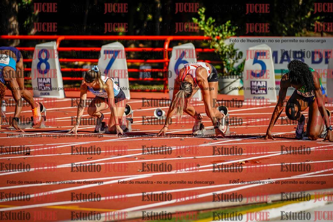 Fotos de los 100 m con vallas de mujeres - hepta 1