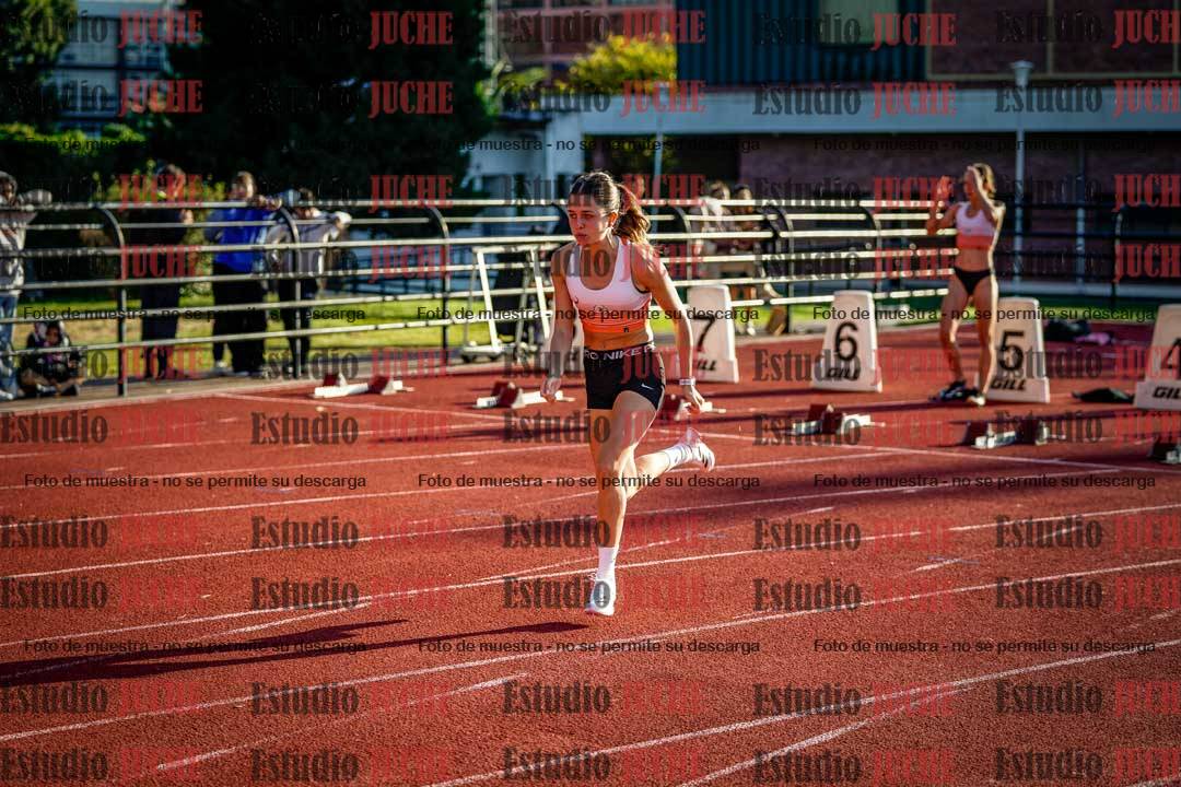 Fotos de los 100 m con vallas de mujeres
