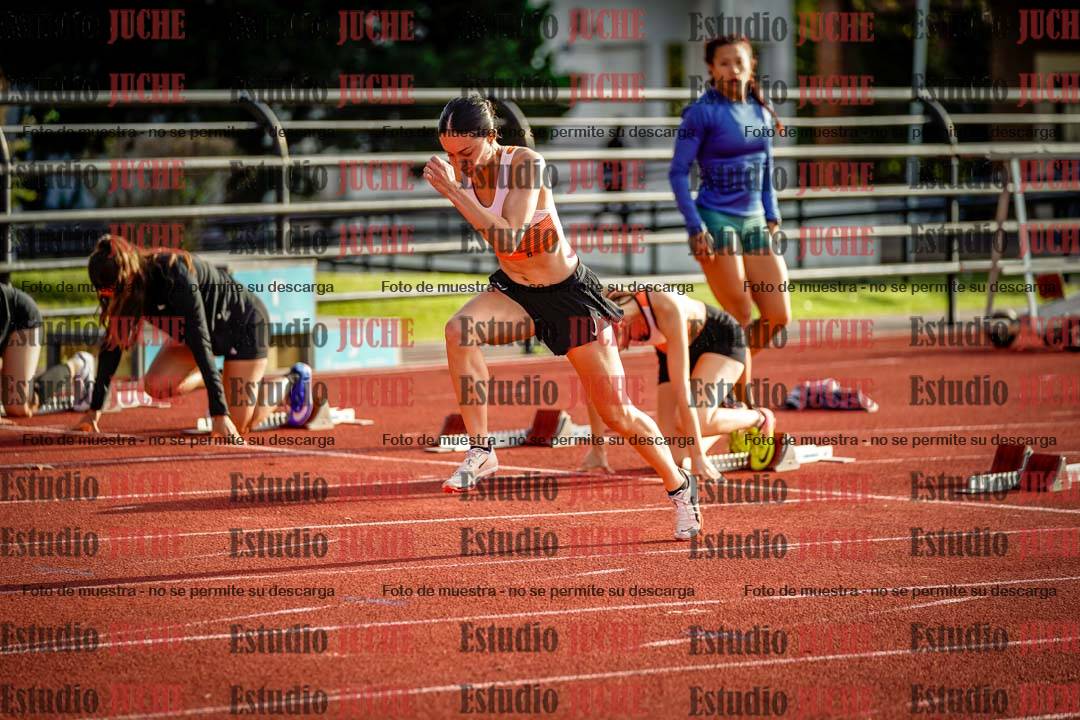 Fotos de los 100 m con vallas de mujeres