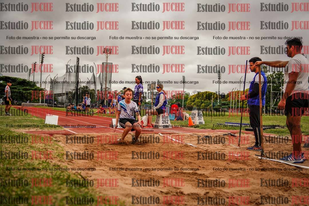 Fotos del salto en largo de varones - U14