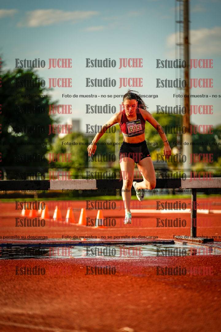 Fotos de los 2000 m con obstáculos de mujeres