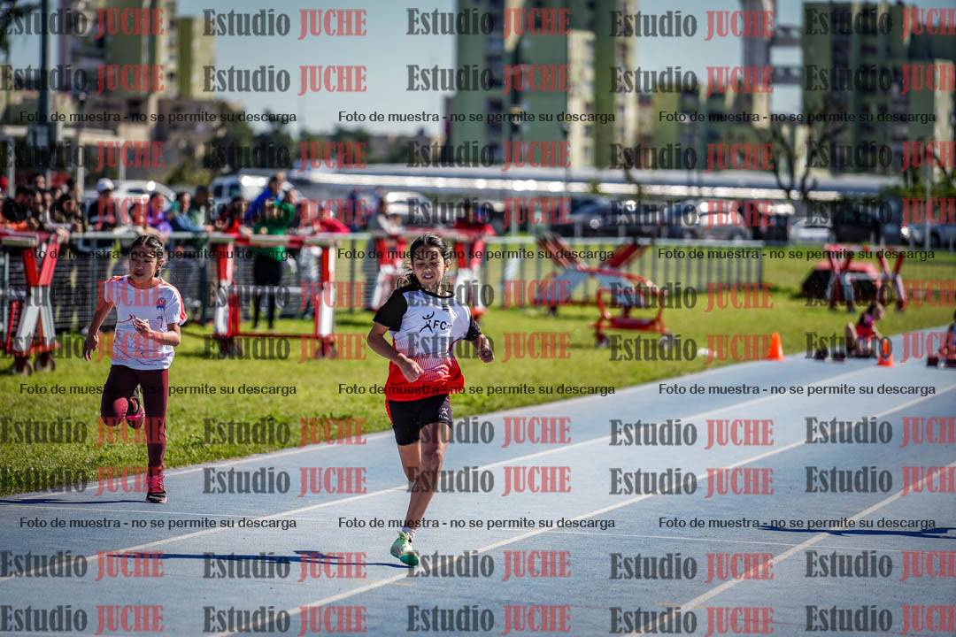 Fotos de los 50 m llanos de mujeres