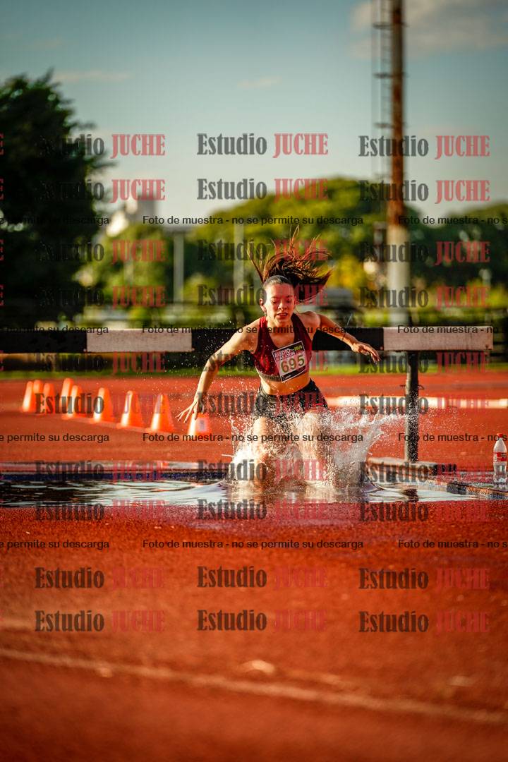 Fotos de los 2000 m con obstáculos de mujeres
