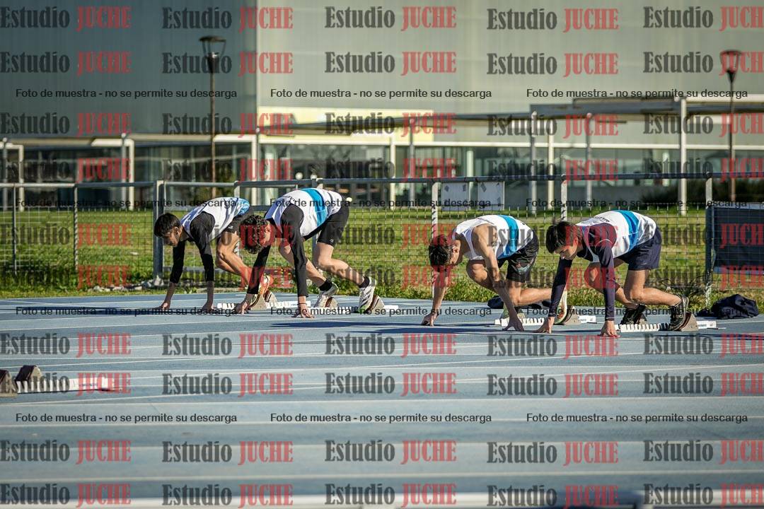 Fotos de los 110 m con vallas de varones - U17 (incluye heptatlón)