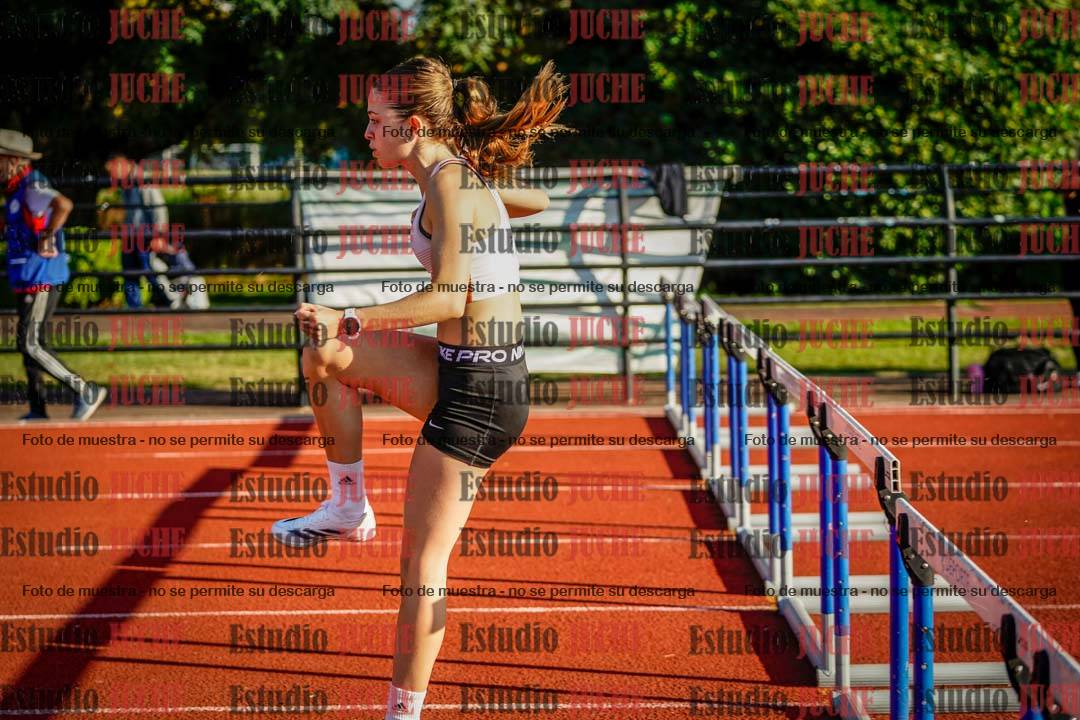 Fotos de los 100 m con vallas de mujeres
