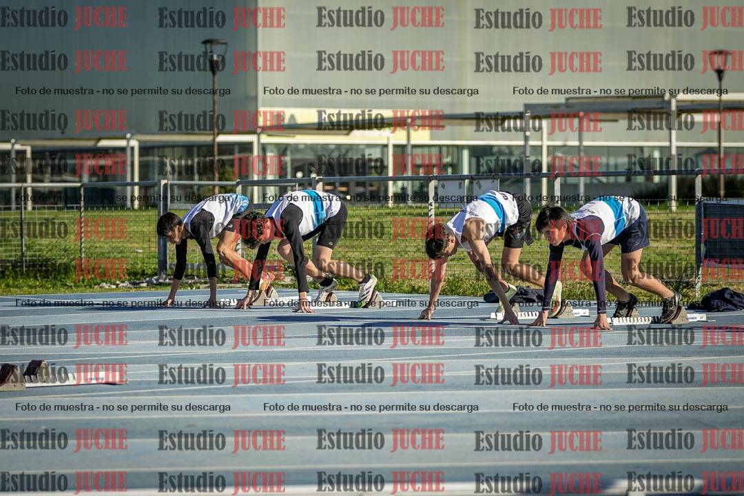 Fotos de los 110 m con vallas de varones - U17 (incluye heptatlón)