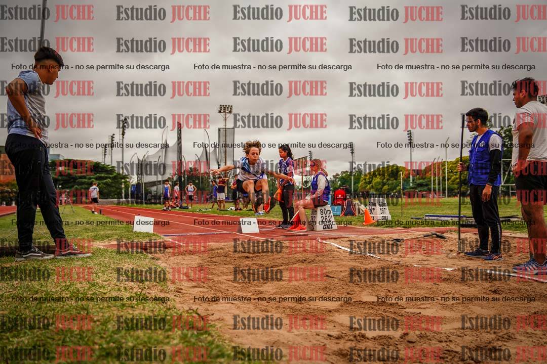 Fotos del salto en largo de varones - U14