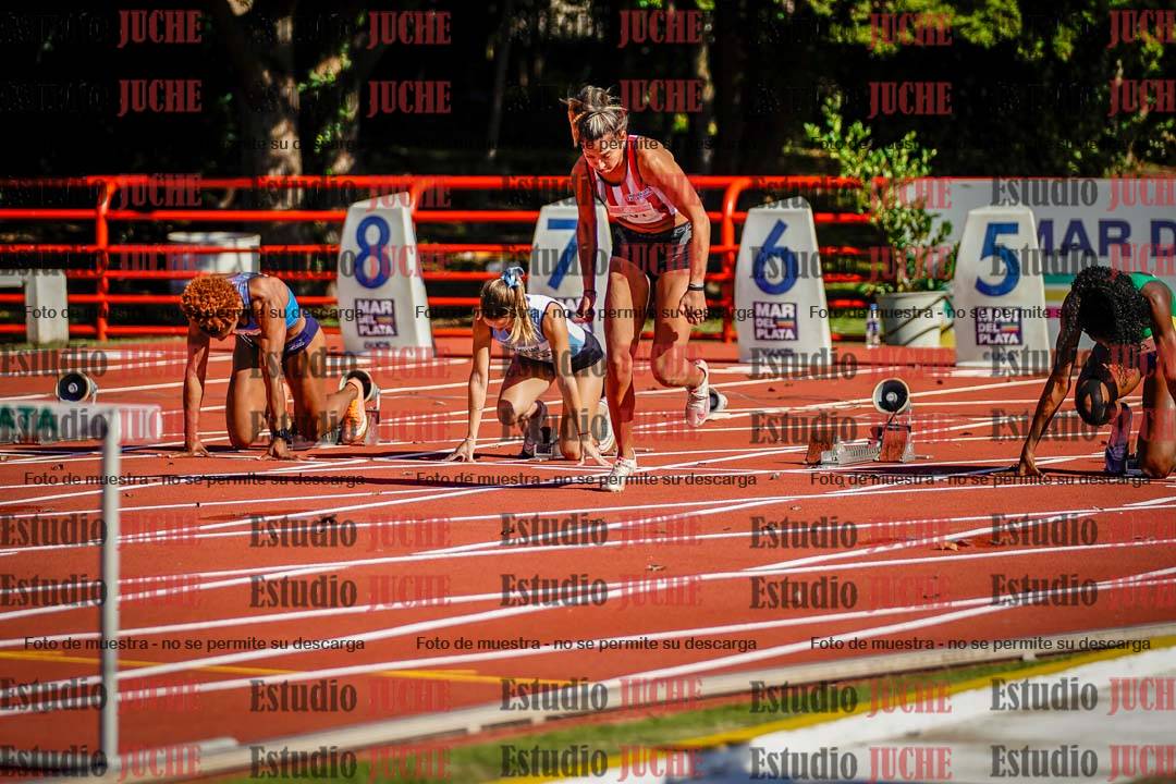 Fotos de los 100 m con vallas de mujeres - hepta 1