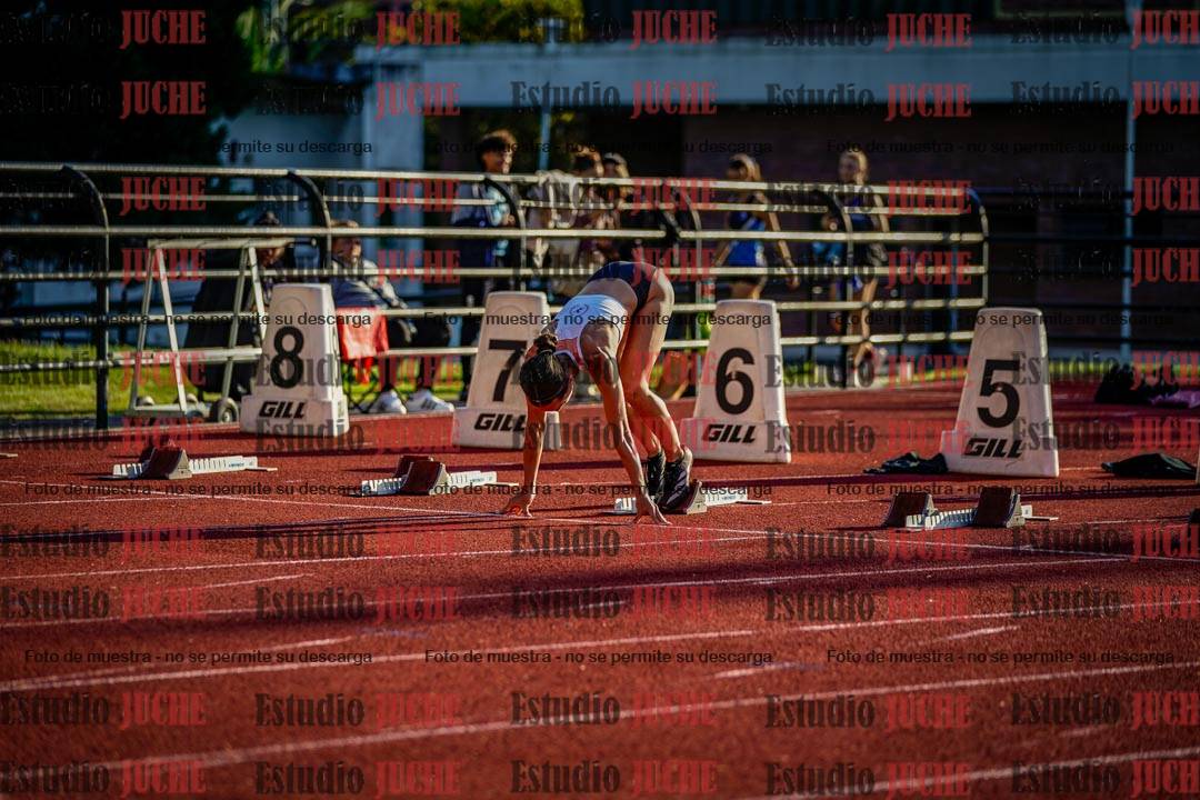 Fotos de los 100 m con vallas de mujeres