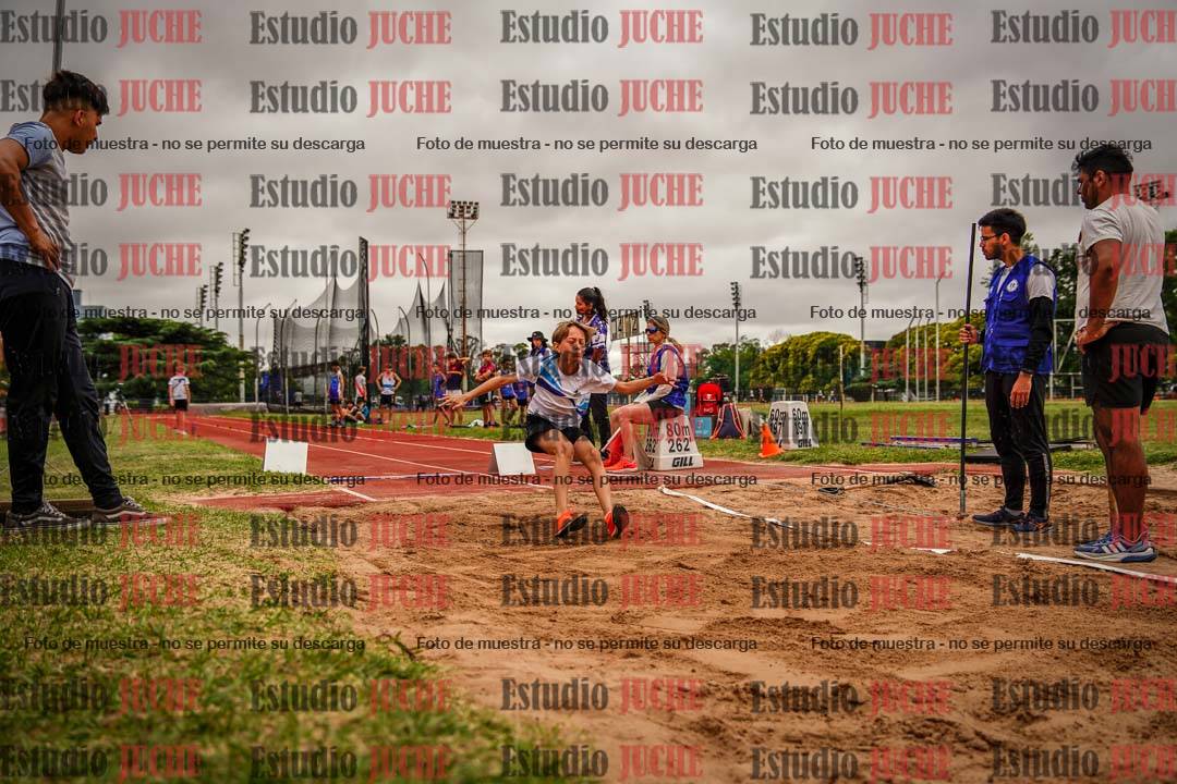 Fotos del salto en largo de varones - U14