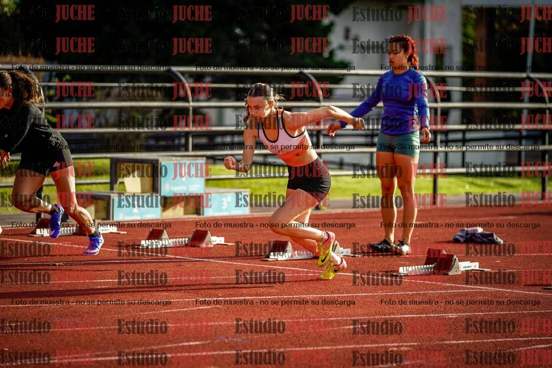 Fotos de los 100 m con vallas de mujeres