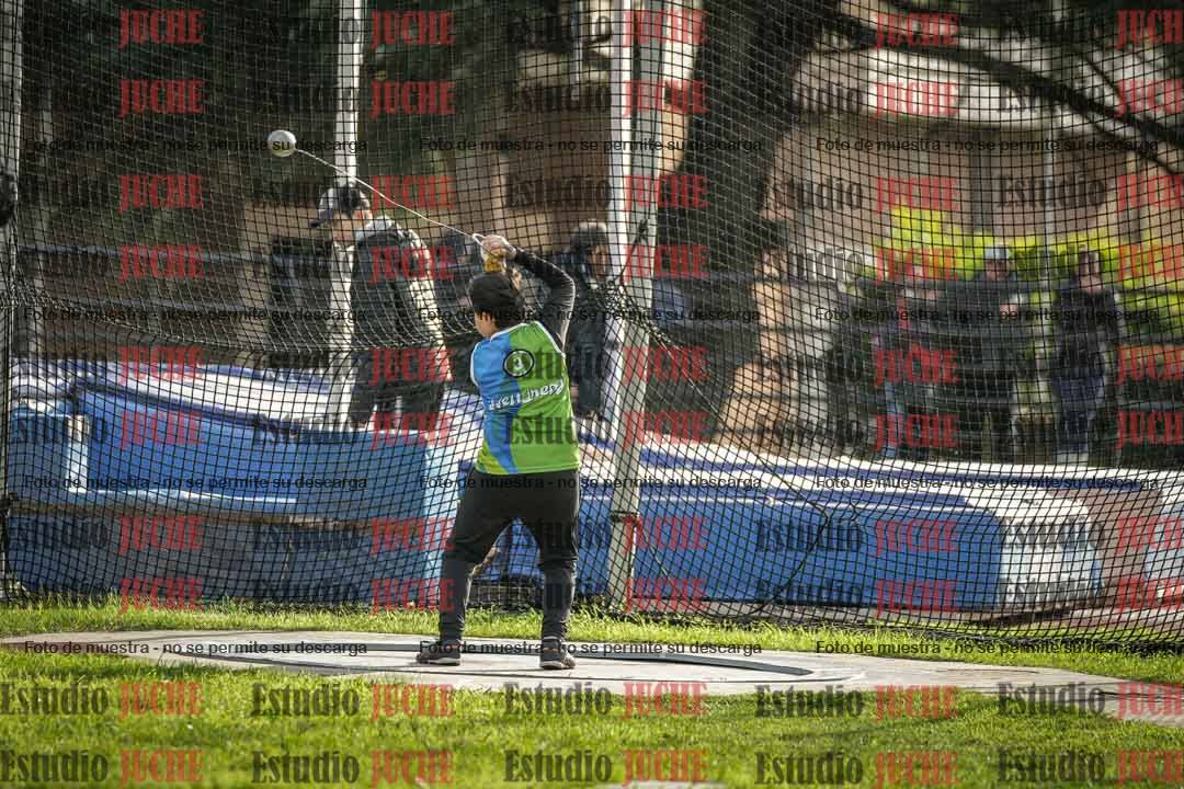 Fotos del lanzamiento de martillo de varones