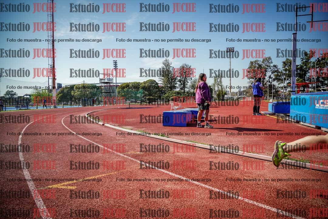 Fotos de los 600 m llanos de mujeres - U16