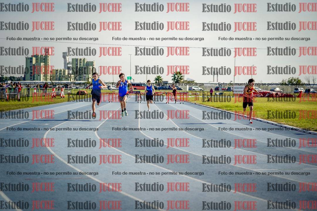 Fotos de los 400 m con vallas de varones
