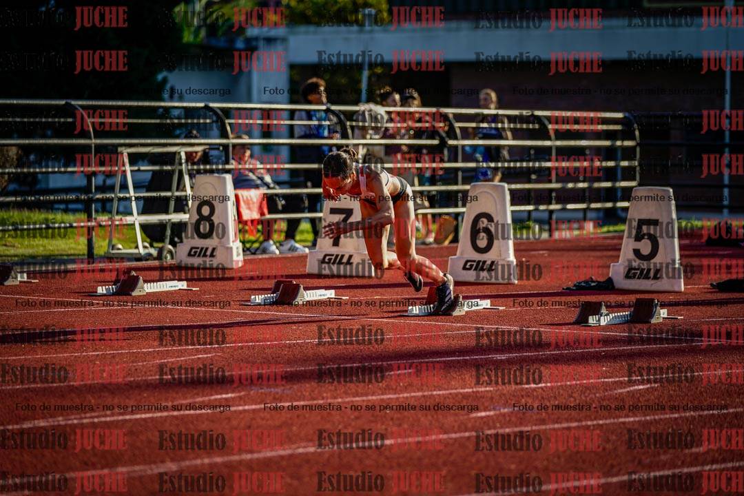 Fotos de los 100 m con vallas de mujeres