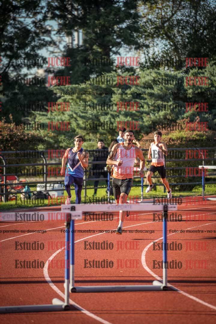 Fotos de los 400 m con vallas de varones
