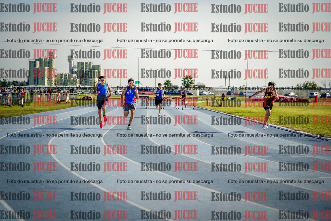 Fotos de los 400 m con vallas de varones