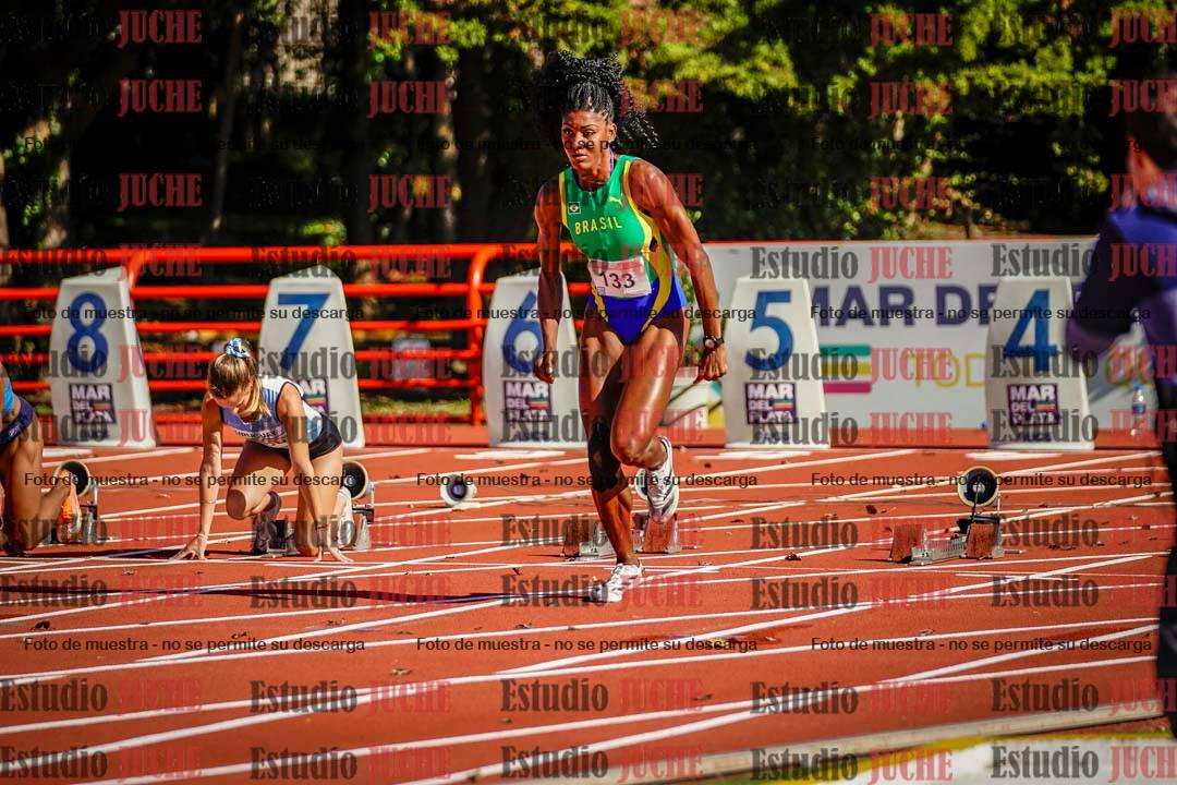 Fotos de los 100 m con vallas de mujeres - hepta 1