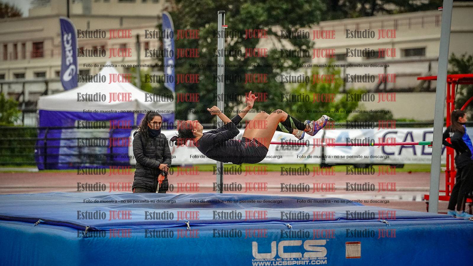 Fotos del salto en alto de mujeres - heptatlón 2