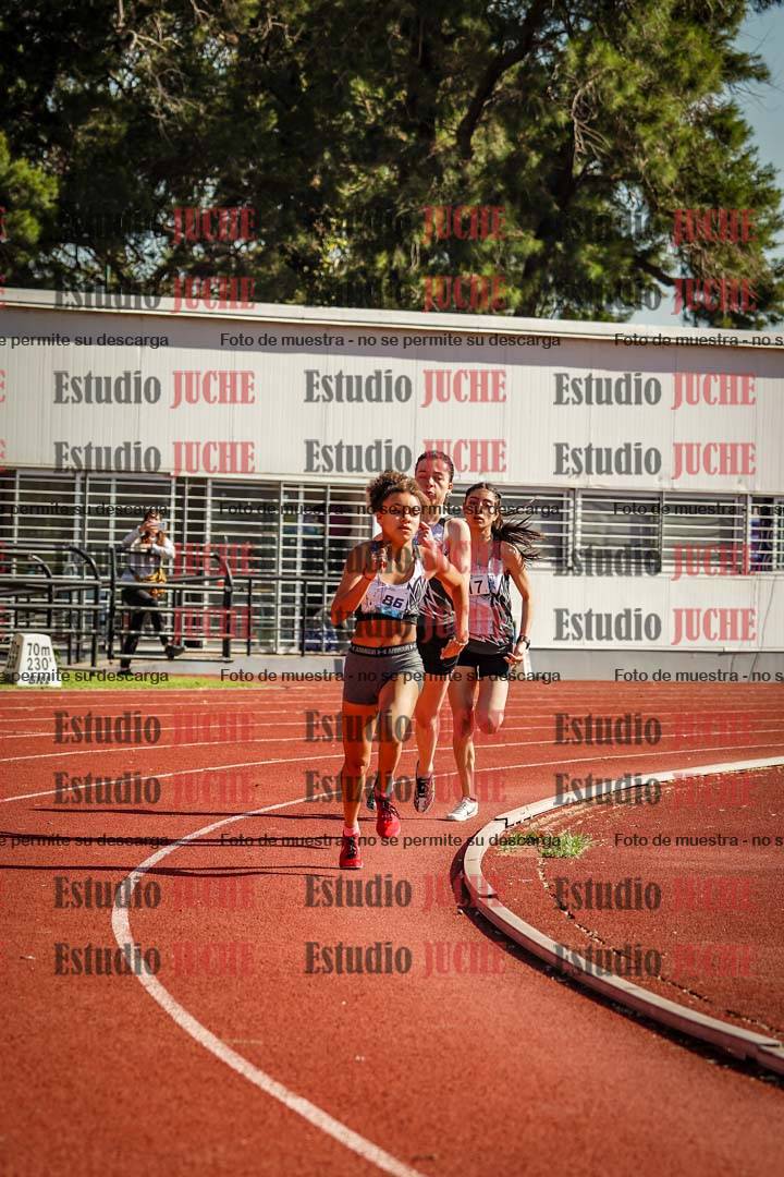 Fotos de los 600 m llanos de mujeres - U16