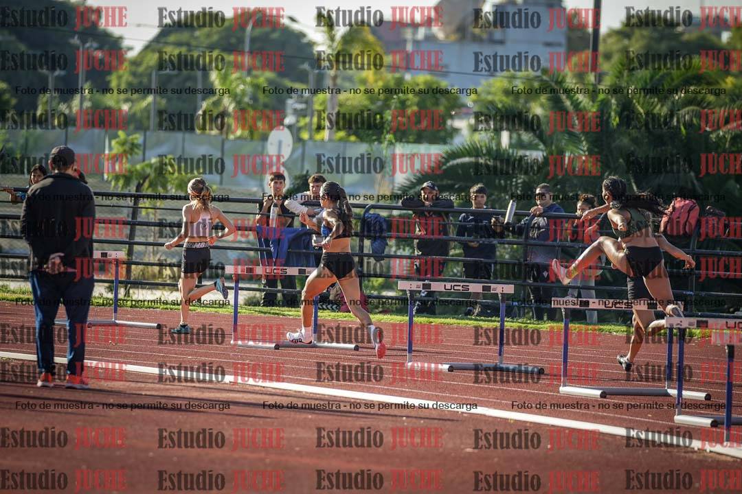 Fotos de los 400 m con vallas de mujeres