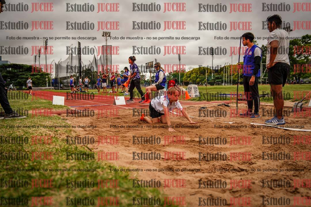 Fotos del salto en largo de varones - U14