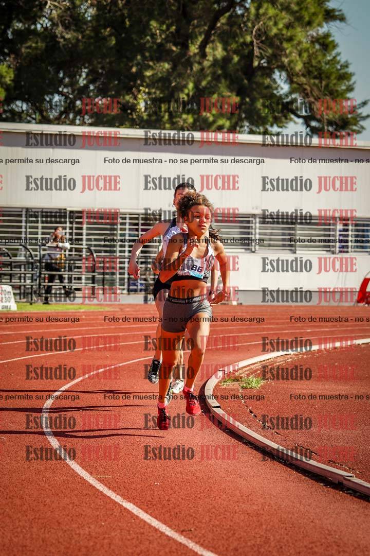 Fotos de los 600 m llanos de mujeres - U16